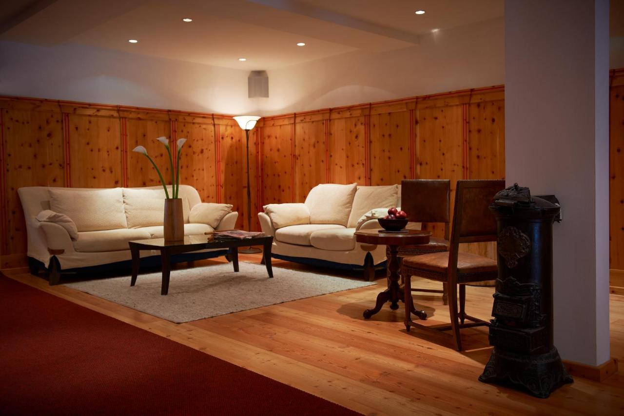 Hotel Dolomitenhof & Chalet Alte Post Sexten Luaran gambar