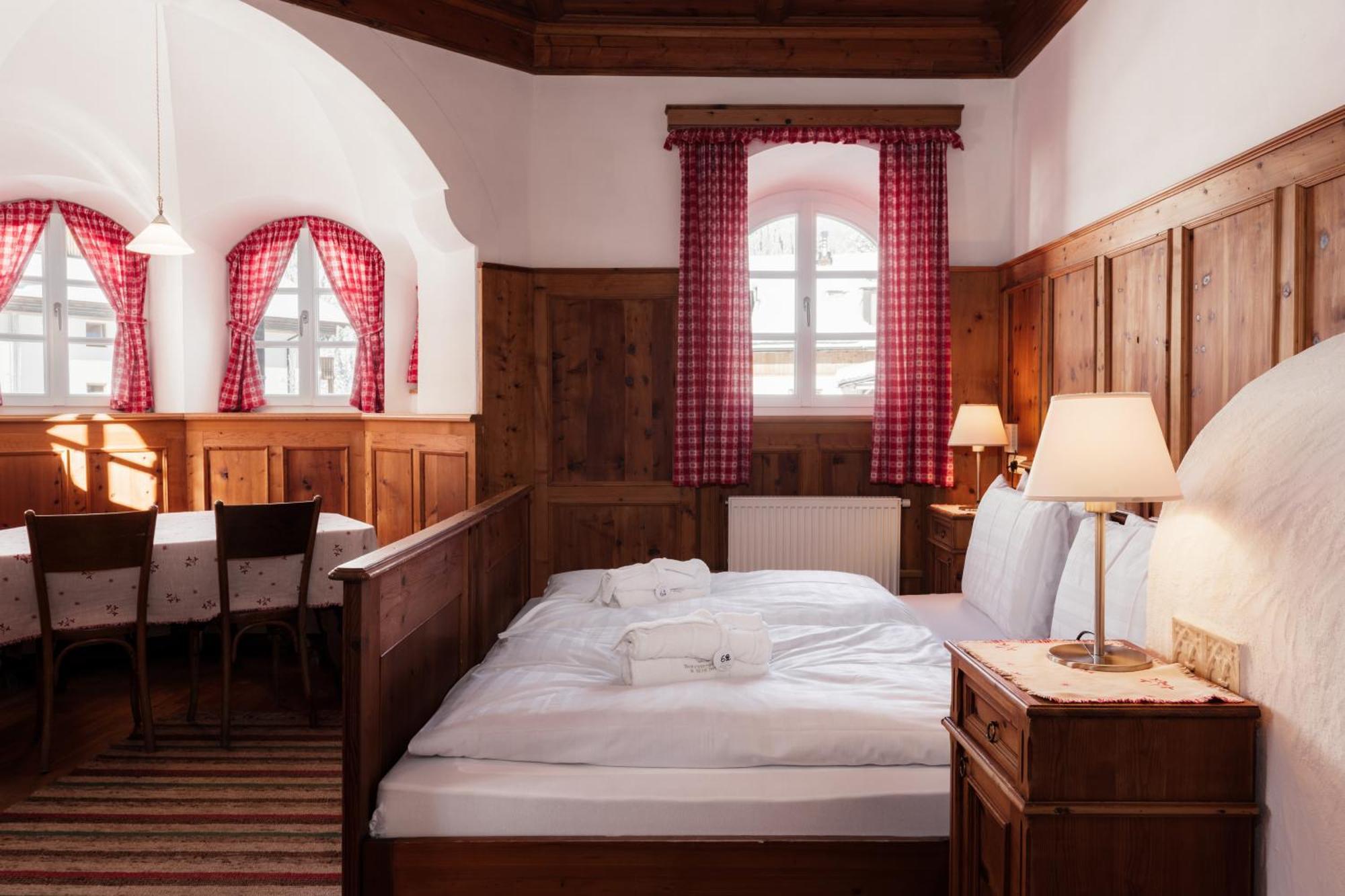 Hotel Dolomitenhof & Chalet Alte Post Sexten Luaran gambar